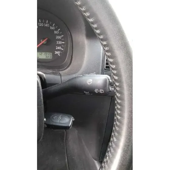 VOLKSWAGEN GOLF IV BERLINA (1J1) '1999 CONCEPTLINE GRIS PLATA