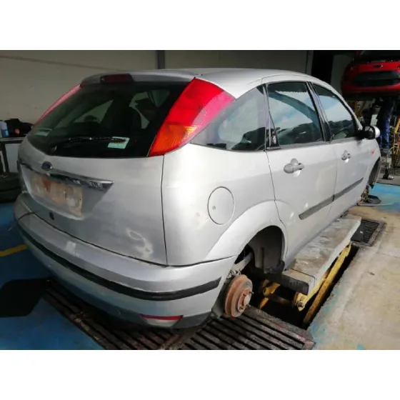 FORD FOCUS BERLINA (CAK) '1999 1.8 TDDI TURBODIESEL CAT GRIS PLATA