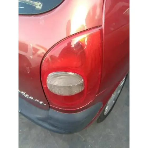 CITROEN XSARA PICASSO '2000 1.6 BASICO ROJO