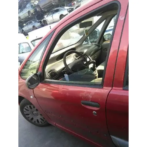 CITROEN XSARA PICASSO '2000 1.6 BASICO ROJO