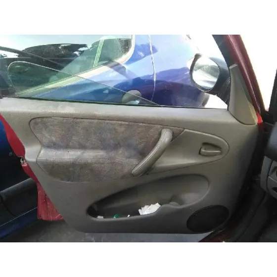 CITROEN XSARA PICASSO '2000 1.6 BASICO ROJO