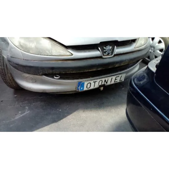 PEUGEOT 206 BERLINA '1999 XT PLATA