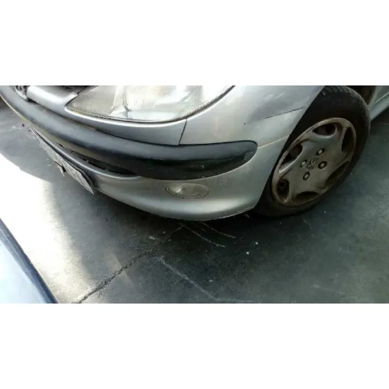 PEUGEOT 206 BERLINA '1999 XT PLATA