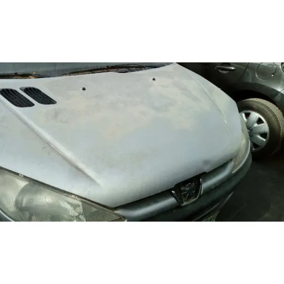 PEUGEOT 206 BERLINA '1999 XT PLATA