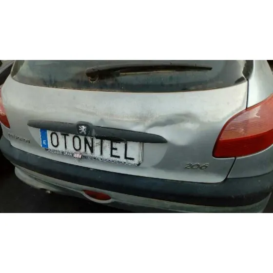 PEUGEOT 206 BERLINA '1999 XT PLATA
