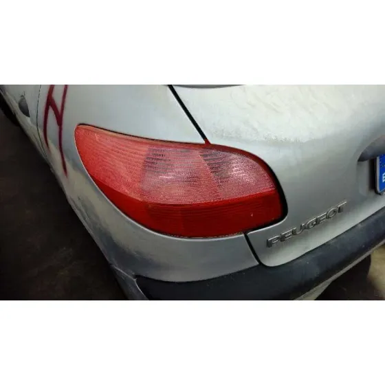 PEUGEOT 206 BERLINA '1999 XT PLATA