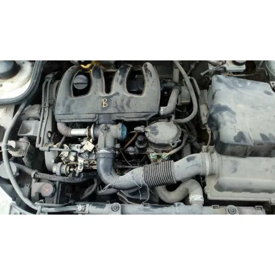 PEUGEOT 206 BERLINA '1999 XT PLATA