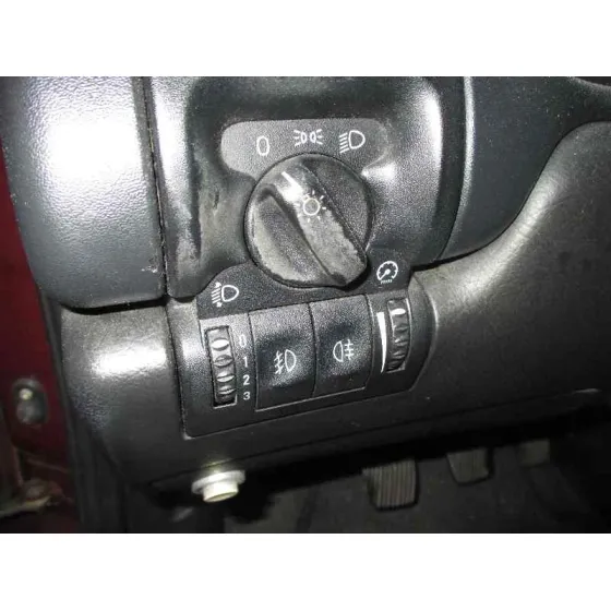 OPEL VECTRA B BERLINA '1998 BASICO (1999->) GRANATE