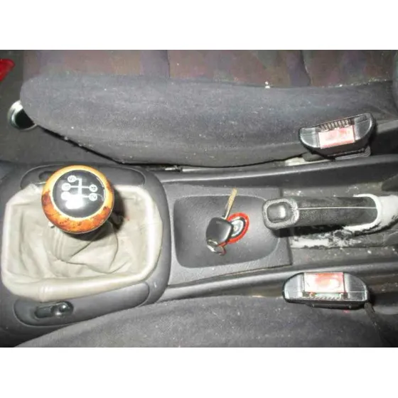 OPEL VECTRA B BERLINA '1998 BASICO (1999->) GRANATE