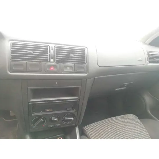 VOLKSWAGEN GOLF IV BERLINA (1J1) '1999 BASICO GRIS