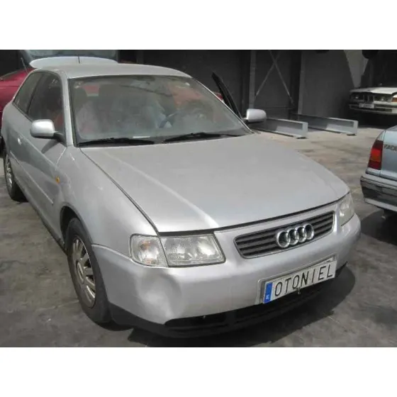 AUDI A3 (8L) '1999 1.8 T AMBIENTE PLATA