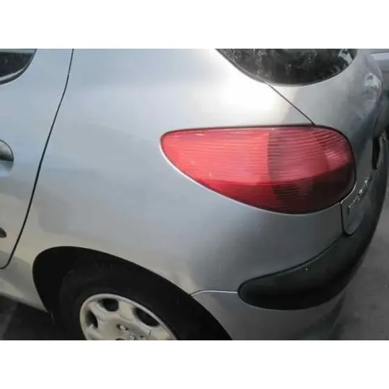 PEUGEOT 206 BERLINA '1999 XR GRIS