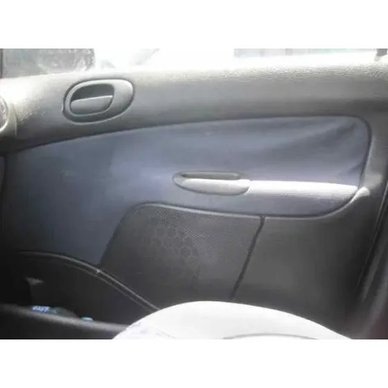 PEUGEOT 206 BERLINA '1999 XR GRIS
