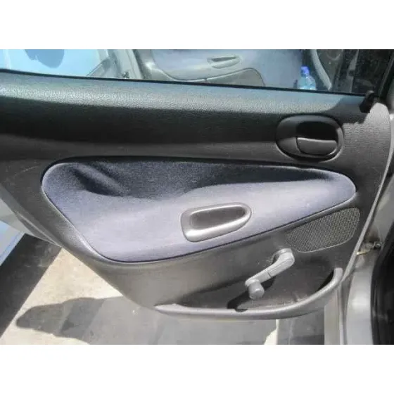 PEUGEOT 206 BERLINA '1999 XR GRIS