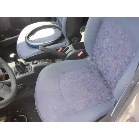 PEUGEOT 206 BERLINA '1999 XR GRIS