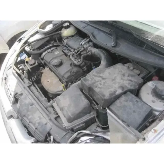 PEUGEOT 206 BERLINA '1999 XR GRIS