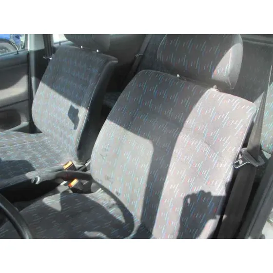 VOLKSWAGEN GOLF III BERLINA (1H1) '1994 CL BLANCO