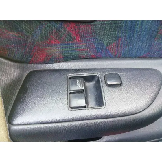 NISSAN ALMERA (N15) '1999 GX ROJO
