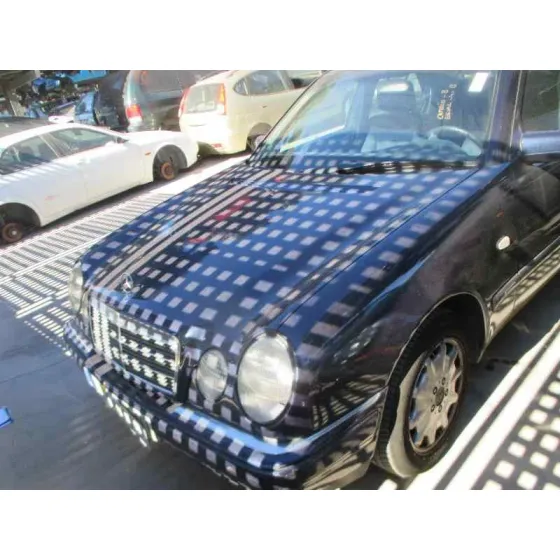 MERCEDES CLASE E (W210) BERLINA DIESEL '1998 300 TURBODIESEL (210.025) AZUL