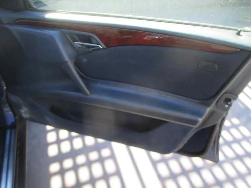 MERCEDES CLASE E (W210) BERLINA DIESEL '1998 300 TURBODIESEL (210.025) AZUL