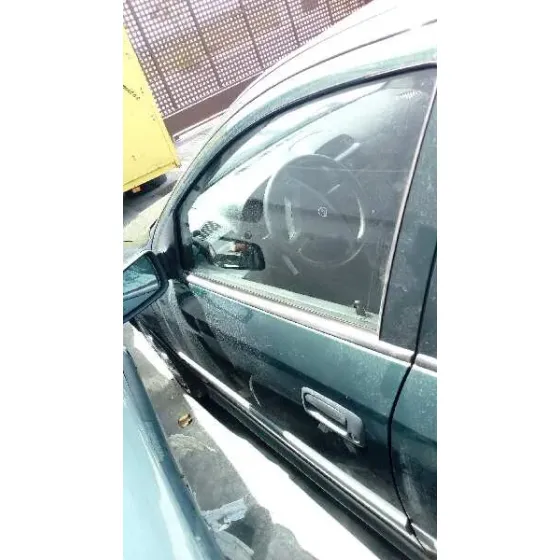 OPEL ASTRA G BERLINA '1999 CLUB VERDE