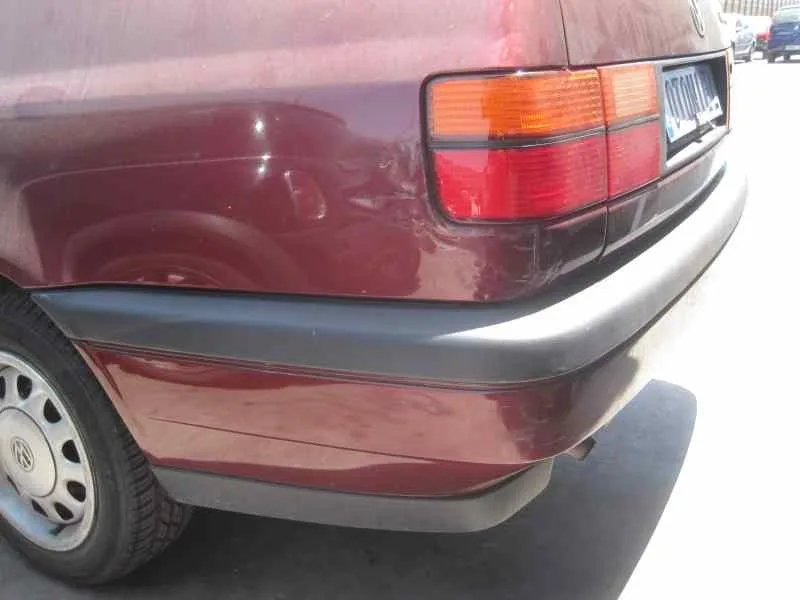 VOLKSWAGEN VENTO (1H2) '1994 CL GRANATE