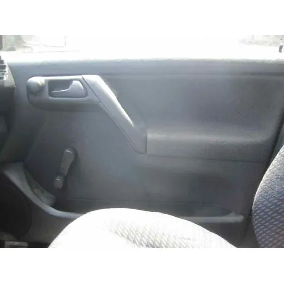 VOLKSWAGEN VENTO (1H2) '1994 CL GRANATE