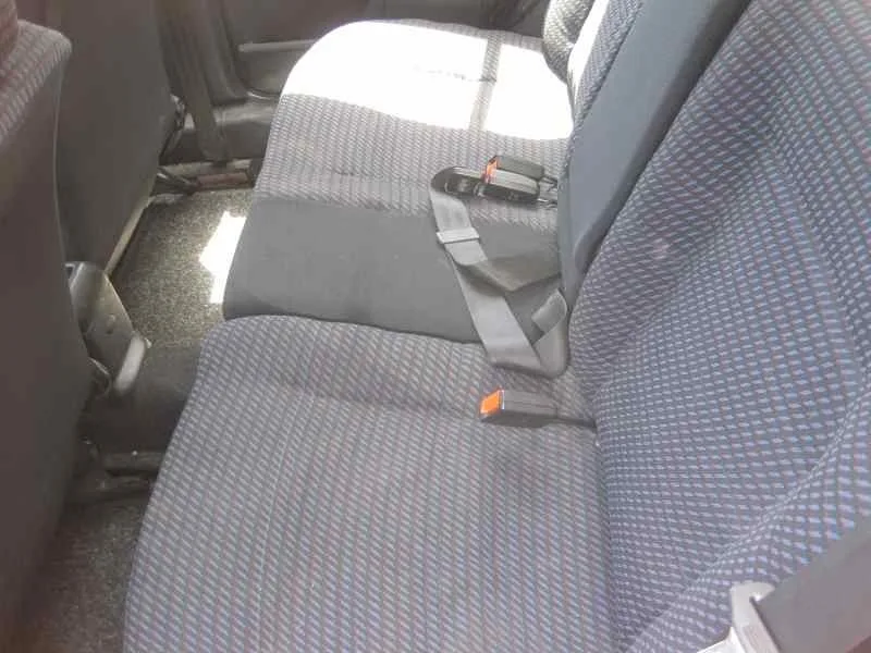 VOLKSWAGEN VENTO (1H2) '1994 CL GRANATE