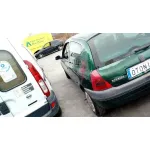 RENAULT CLIO II FASE I (B/CBO) '1999 1.2 VERDE