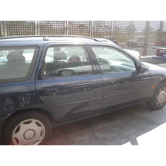FORD MONDEO BERLINA (GD) '1998 AMBIENTE VERDE
