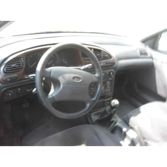 FORD MONDEO BERLINA (GD) '1998 AMBIENTE VERDE