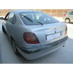 TOYOTA AVENSIS BERLINA (T 22) TOYOTA AVENSIS BERLINA (T 22) '2000 2.0 D4-D LUNA (5-PTAS.) PLATA 1999