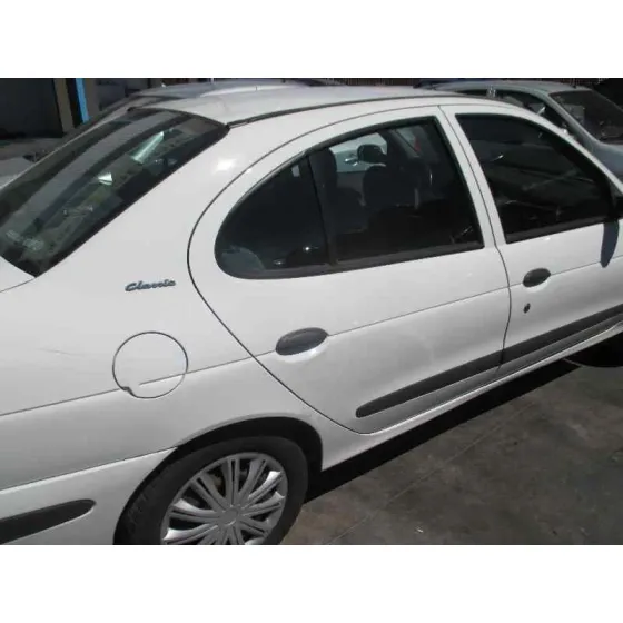 RENAULT MEGANE I FASE 2 BERLINA (BA0) '2000 1.6 16V AUTHENTIQUE (BA01/04/11) BLANCO
