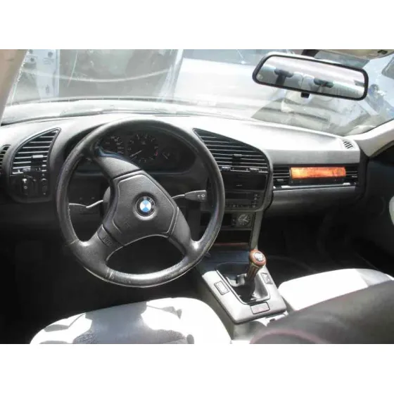 BMW SERIE 3 COUPE (E36) '1996 1.9 16V CAT AZUL
