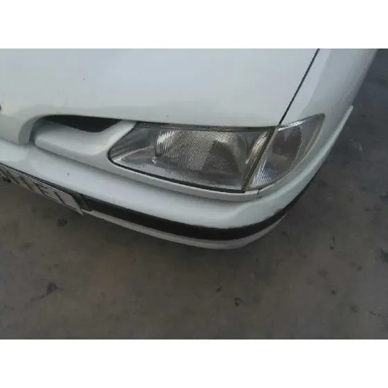 RENAULT MEGANE I CLASSIC (LA0) '1999 2.0 ALIZE BLANCO