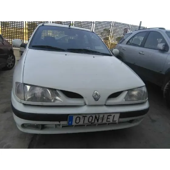 RENAULT MEGANE I CLASSIC (LA0) '1999 2.0 ALIZE BLANCO