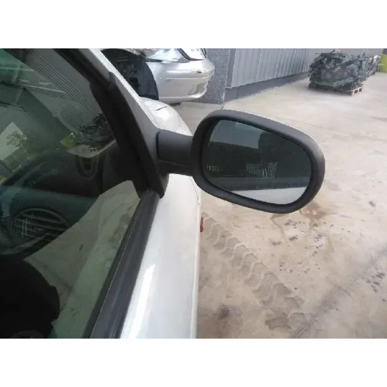 RENAULT MEGANE I CLASSIC (LA0) '1999 2.0 ALIZE BLANCO