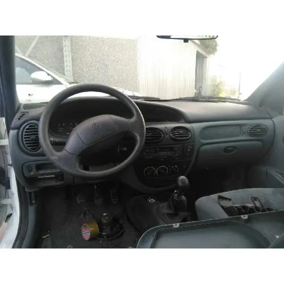 RENAULT MEGANE I CLASSIC (LA0) '1999 2.0 ALIZE BLANCO