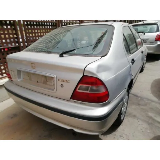 HONDA CIVIC BERLINA .5 (MA/MB) '1998 1.5 LS (MB3) GRIS