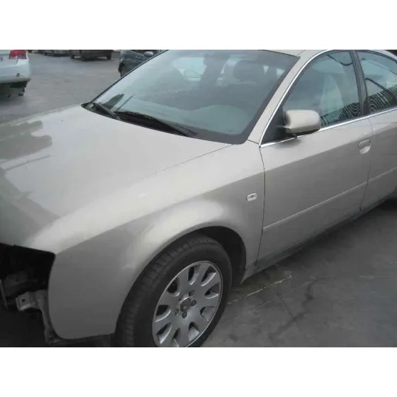 AUDI A6 BERLINA (4B2) '2000 2.5 TDI DORADO