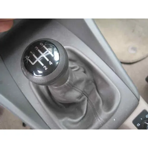 AUDI A6 BERLINA (4B2) '2000 2.5 TDI DORADO