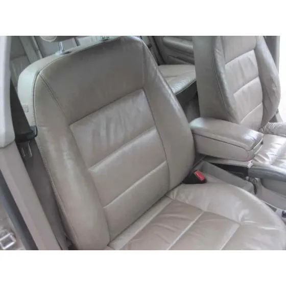 AUDI A6 BERLINA (4B2) '2000 2.5 TDI DORADO