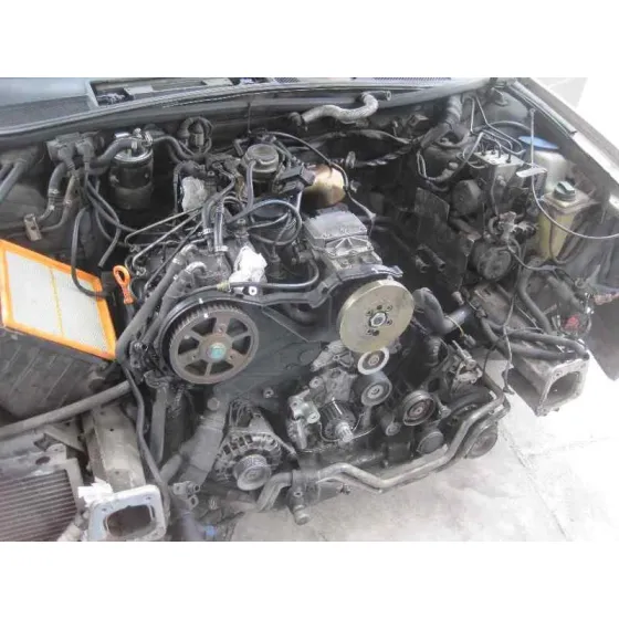 AUDI A6 BERLINA (4B2) '2000 2.5 TDI DORADO