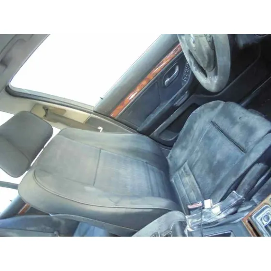 BMW SERIE 5 BERLINA (E39) '1998 525TDS AZUL OSCURO