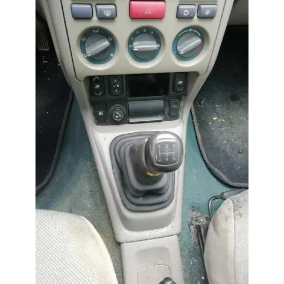 LAND ROVER FREELANDER (LN) '1999 2.0 DI FAMILIAR (72KW) MARRON CLARO