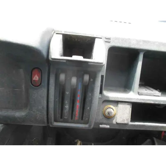 RENAULT TRAFIC (DESDE 5.89) '1999 1.9 DIESEL BLANCO