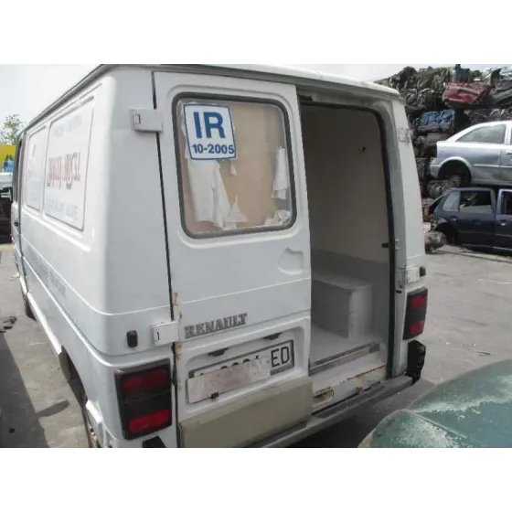 RENAULT TRAFIC (DESDE 5.89) '1999 1.9 DIESEL BLANCO