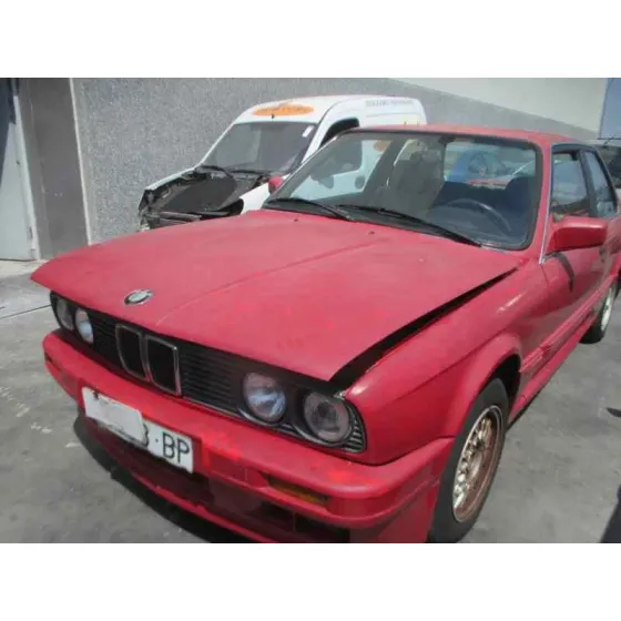 BMW SERIE 3 BERLINA (E30) '1990 316I ROJO