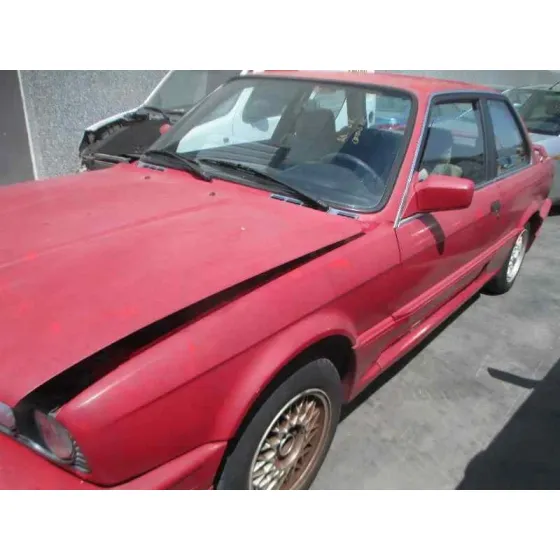 BMW SERIE 3 BERLINA (E30) '1990 316I ROJO