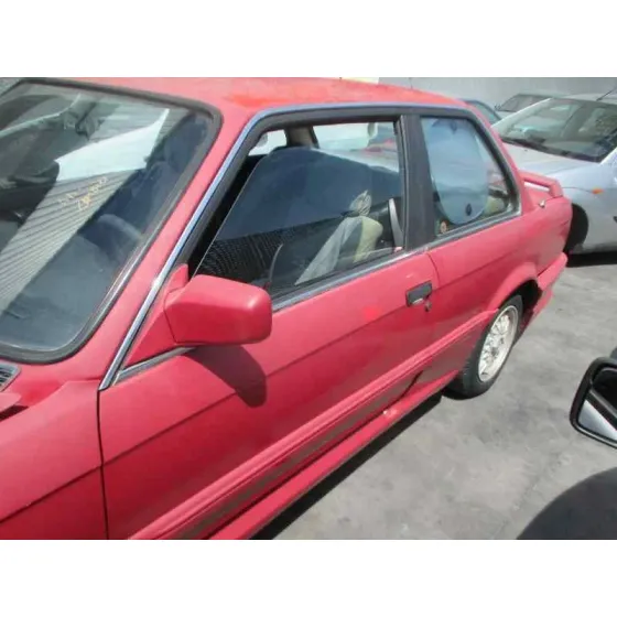BMW SERIE 3 BERLINA (E30) '1990 316I ROJO